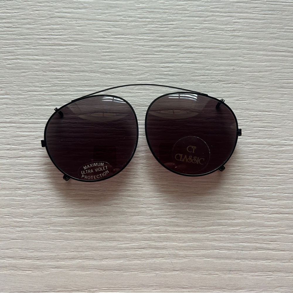 Classic Black Aviator Sunglasses